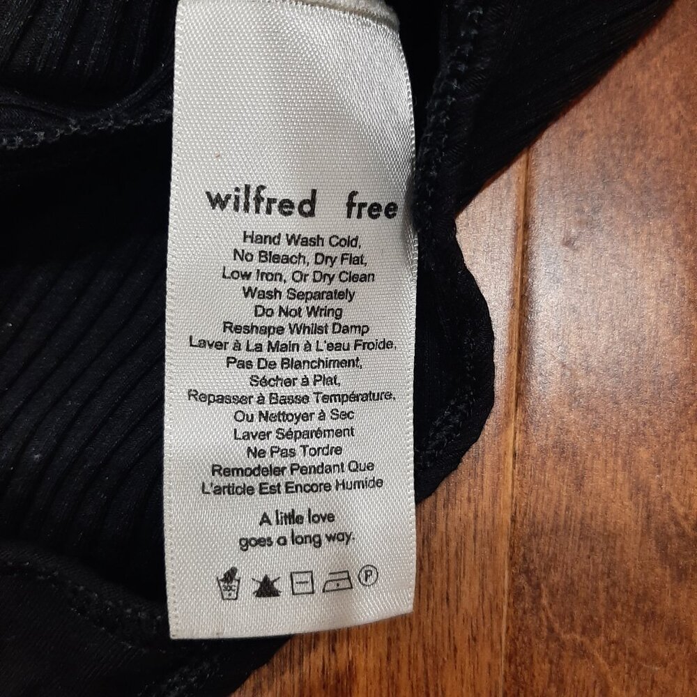 Wilfred Aritzia quiet luxury ribbed long sleeved balletcore bodycon bodysuit top - Picture 8 of 15